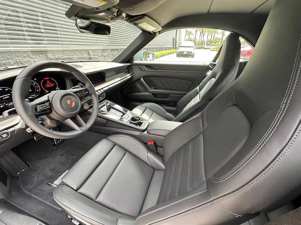 2026 Porsche 992 Carrera - Image 4 of 5