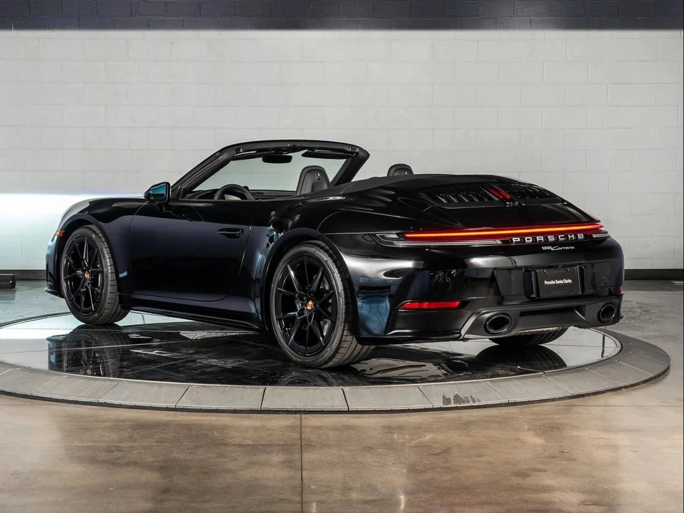 2026 Porsche 992 Carrera - Image 3 of 5