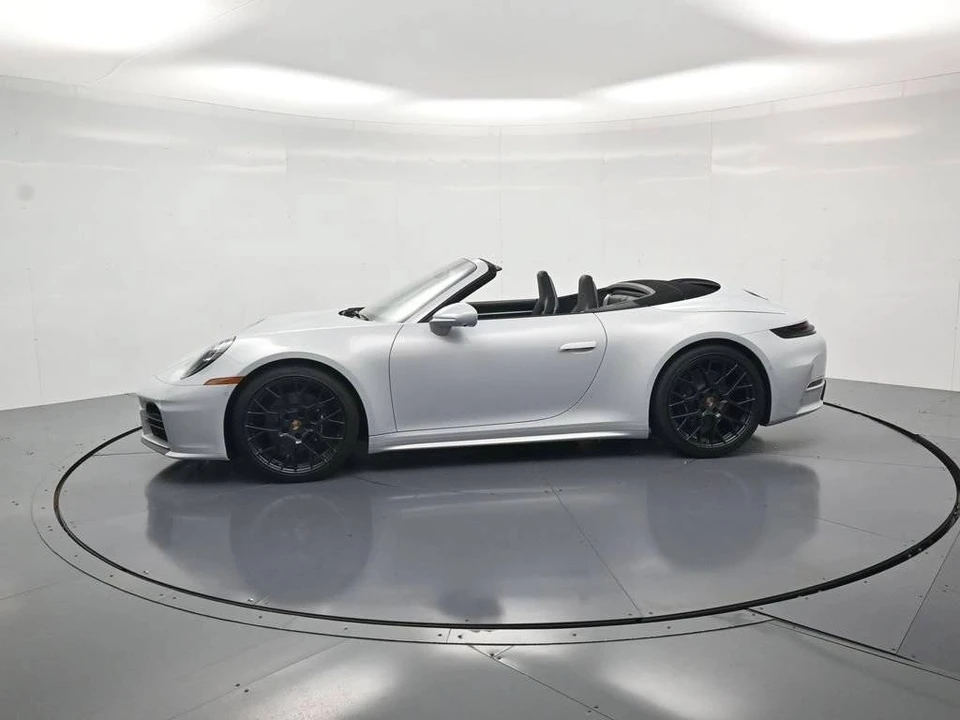 2026 Porsche 992 Carrera - Image 2 of 4