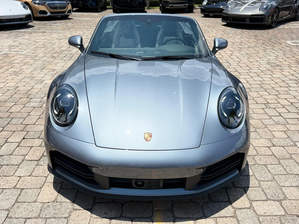 2026 Porsche 992 Carrera - Image 4 of 31