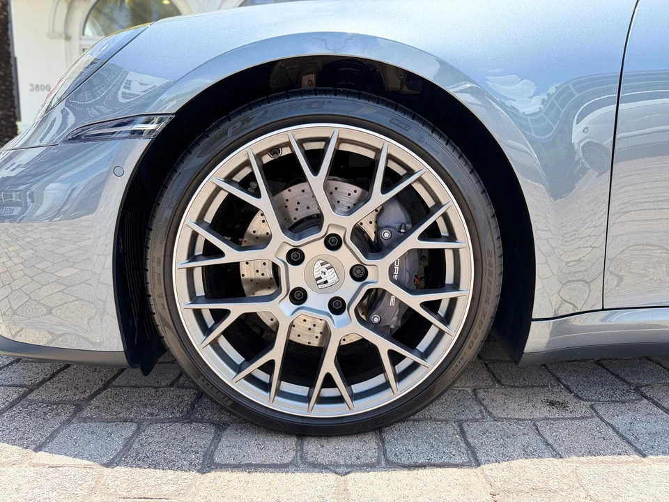 2026 Porsche 992 Carrera - Image 26 of 31