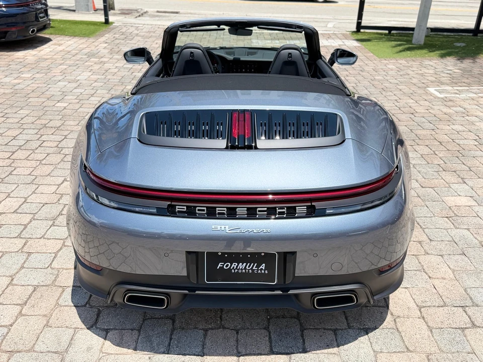 2026 Porsche 992 Carrera - Image 15 of 31