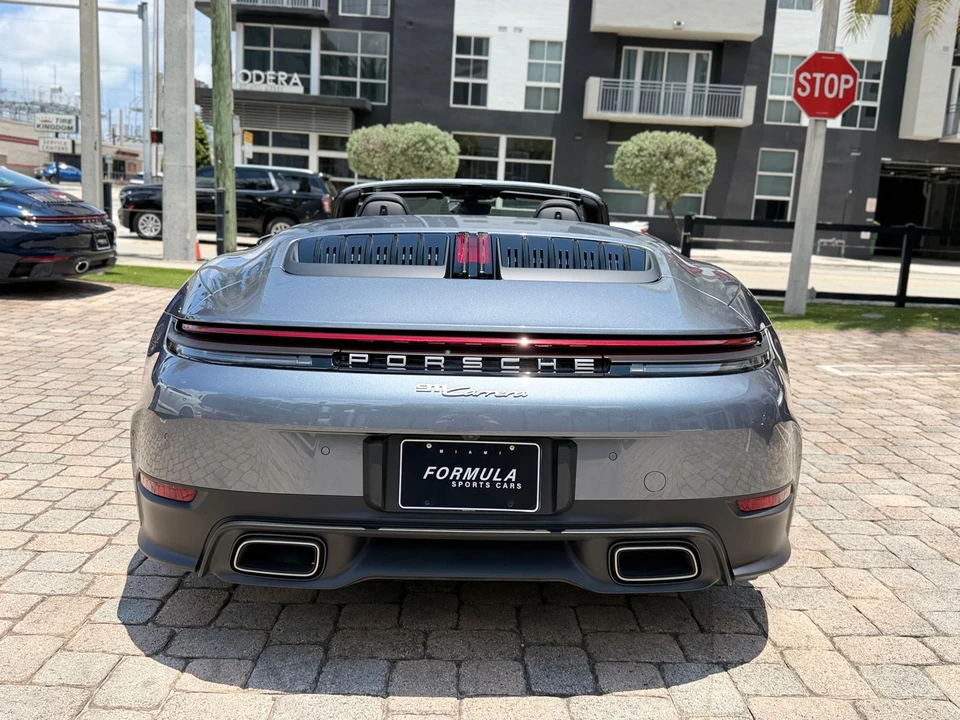 2026 Porsche 992 Carrera - Image 17 of 31
