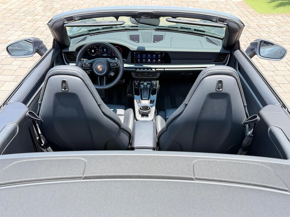 2026 Porsche 992 Carrera - Image 16 of 31
