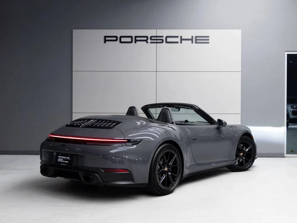 2026 Porsche 992 Carrera - Image 4 of 4