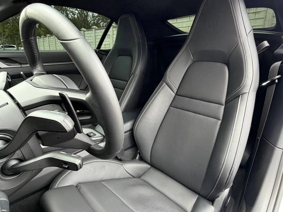 2026 Porsche 992 Carrera - Image 5 of 5