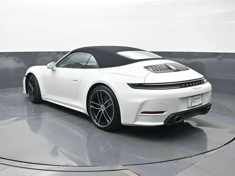 2026 Porsche 992 Carrera - Image 3 of 4