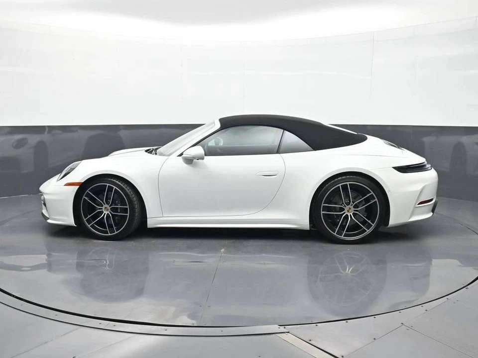 2026 Porsche 992 Carrera - Image 2 of 4
