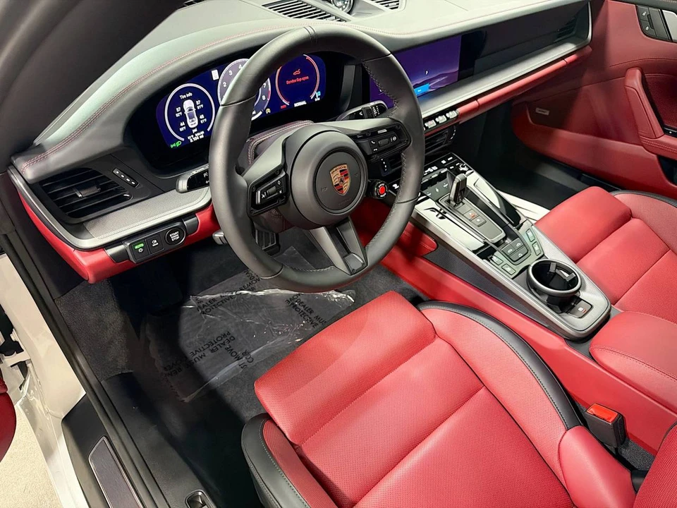 2026 Porsche 992 Carrera - Image 4 of 5