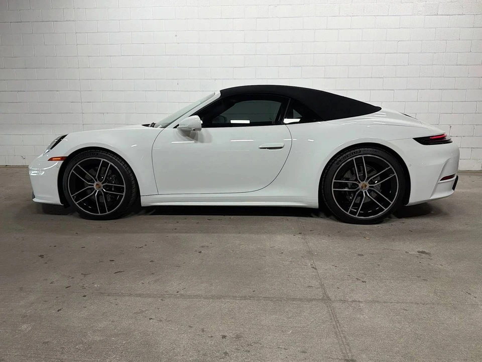 2026 Porsche 992 Carrera - Image 2 of 5