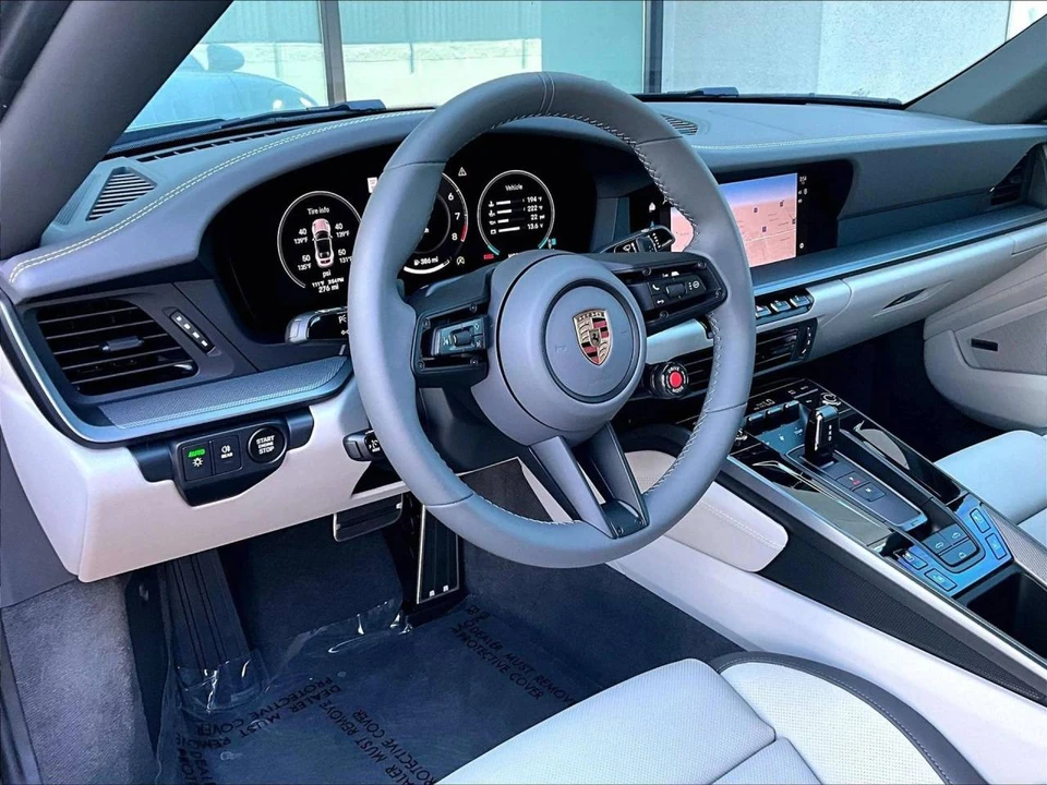 2026 Porsche 992 Carrera - Image 4 of 5