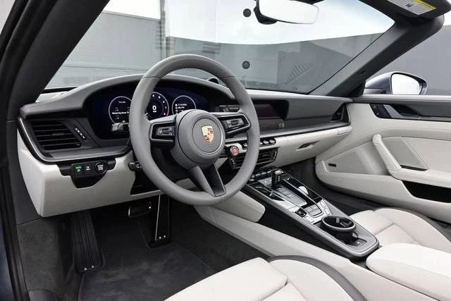 2026 Porsche 992 Carrera - Image 4 of 5