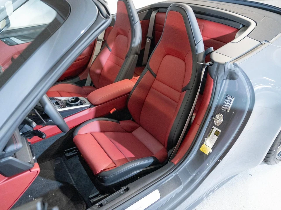 2026 Porsche 992 Carrera - Image 5 of 25