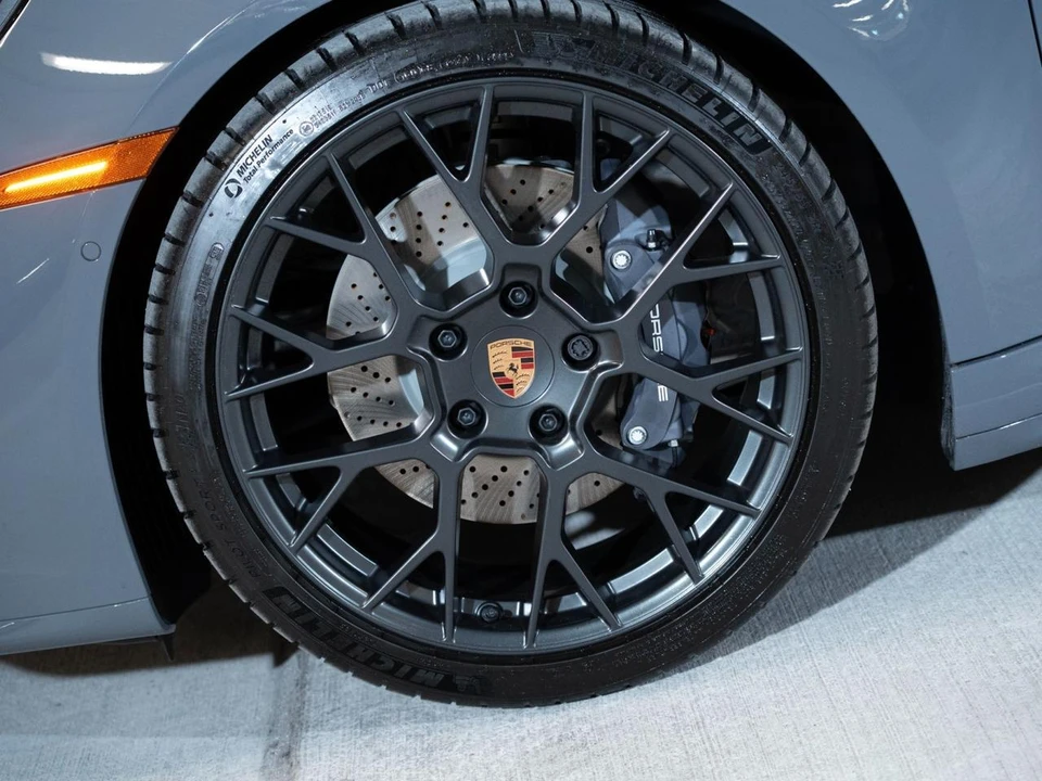 2026 Porsche 992 Carrera - Image 11 of 25