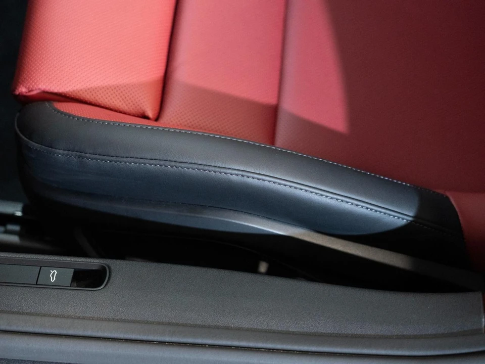 2026 Porsche 992 Carrera - Image 13 of 25