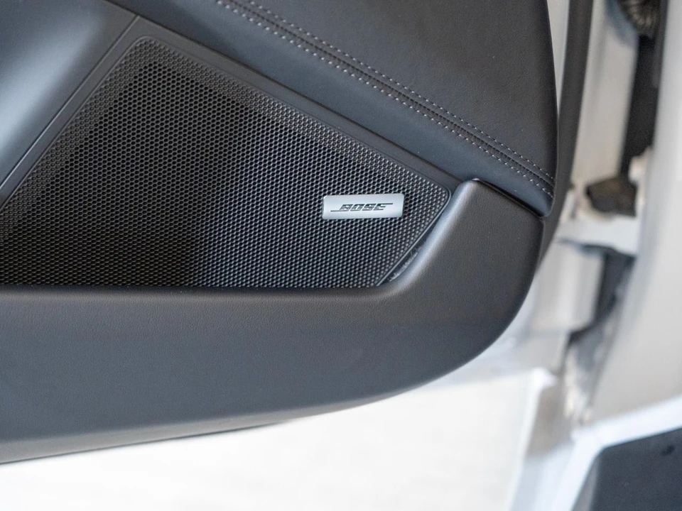 2026 Porsche 992 Carrera - Image 18 of 27