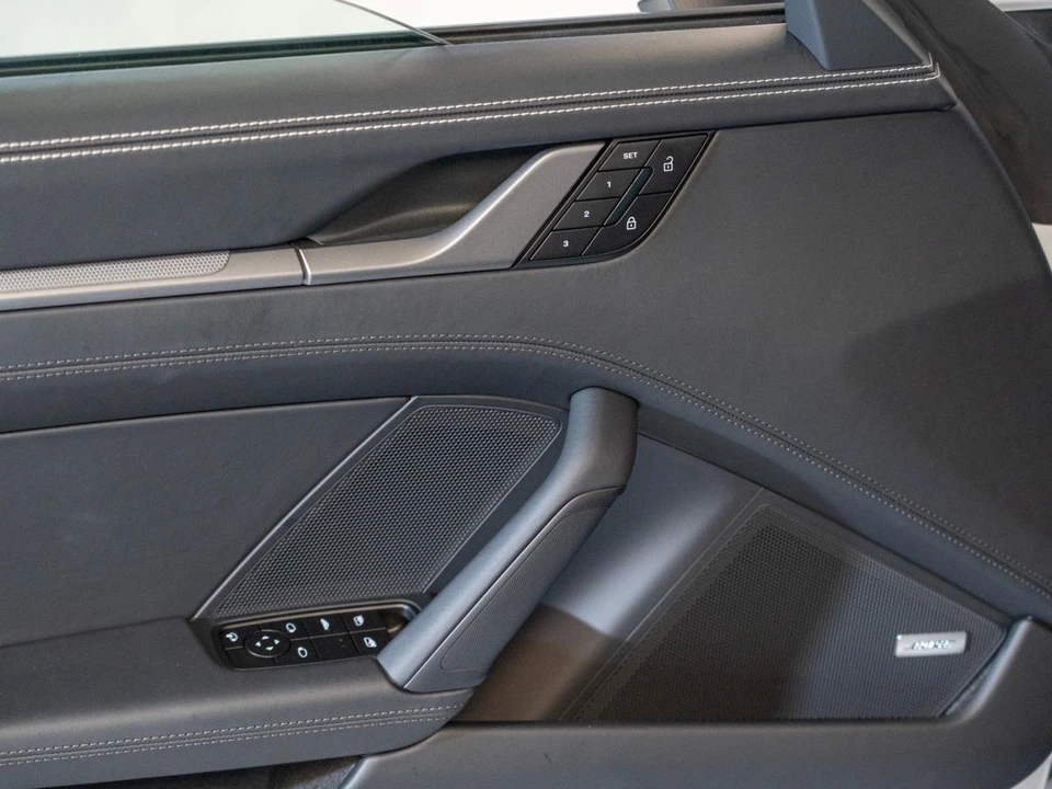 2026 Porsche 992 Carrera - Image 17 of 27