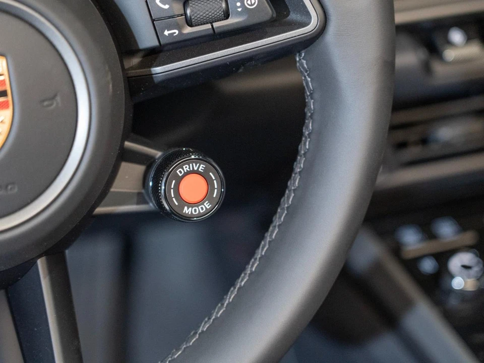 2026 Porsche 992 Carrera - Image 23 of 27