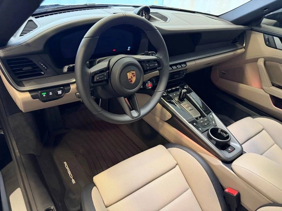 2026 Porsche 992 Carrera - Image 4 of 5