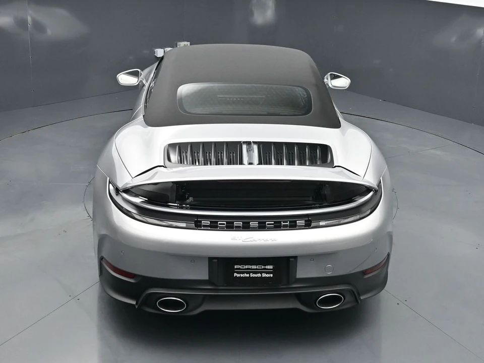 2026 Porsche 992 Carrera - Image 16 of 31