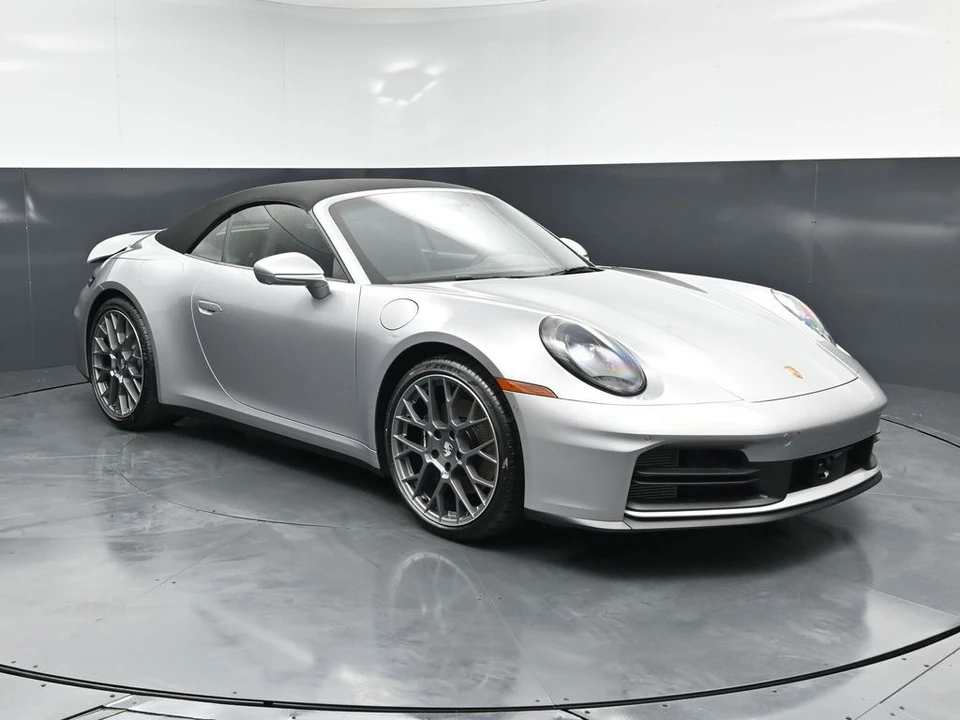 2026 Porsche 992 Carrera - Image 11 of 31
