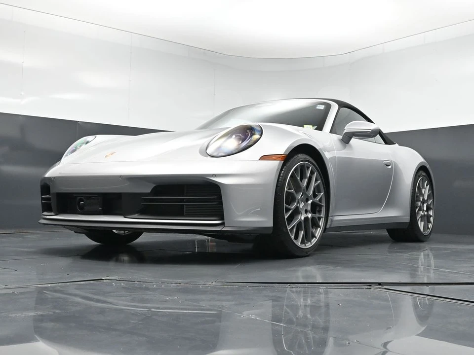 2026 Porsche 992 Carrera - Image 21 of 31