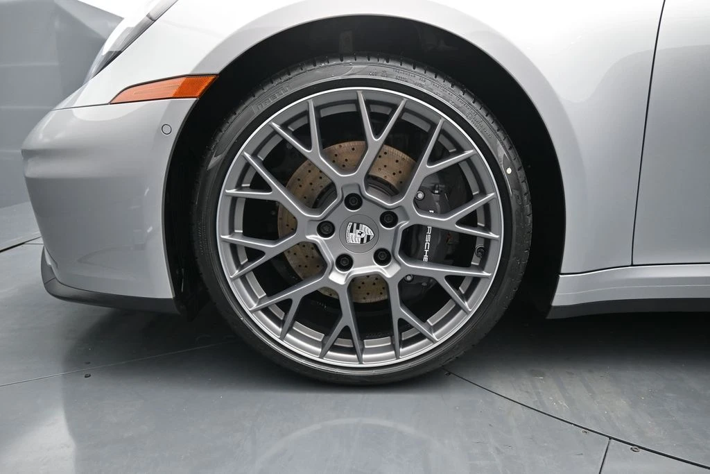2026 Porsche 992 Carrera - Image 7 of 31