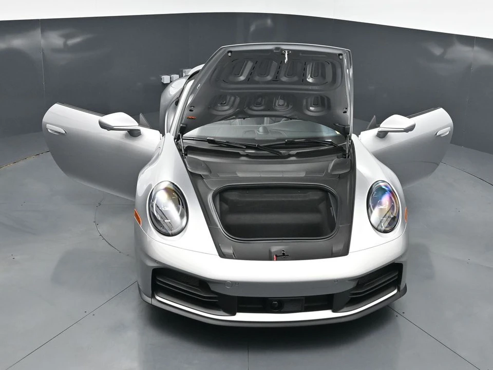 2026 Porsche 992 Carrera - Image 29 of 31