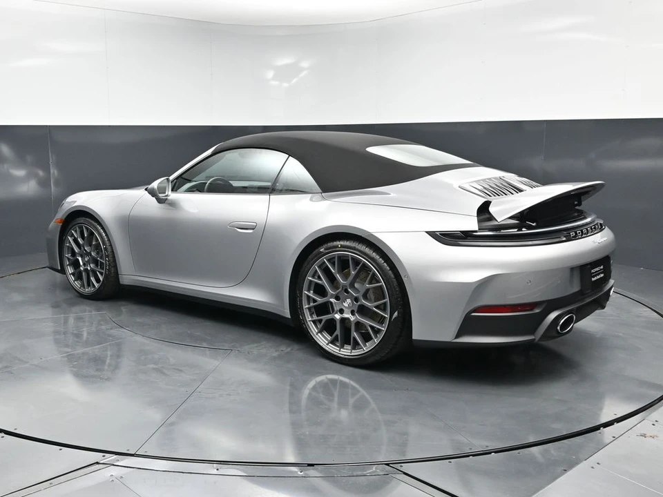 2026 Porsche 992 Carrera - Image 3 of 31
