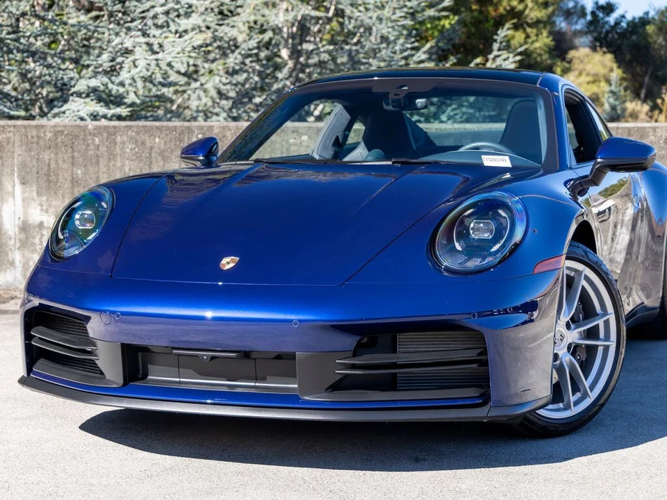 2026 Porsche 992 Carrera - Image 7 of 31