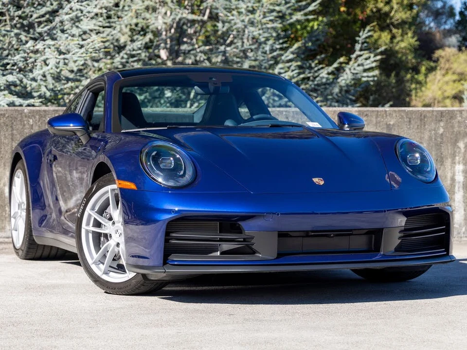 2026 Porsche 992 Carrera - Image 6 of 31