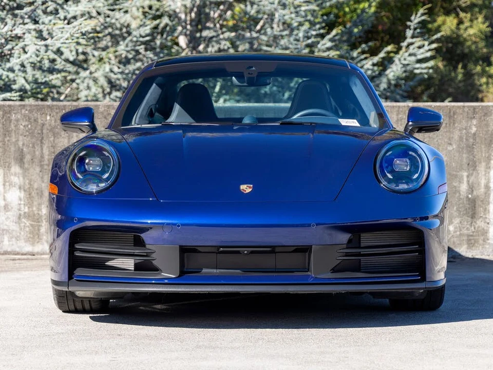 2026 Porsche 992 Carrera - Image 8 of 31