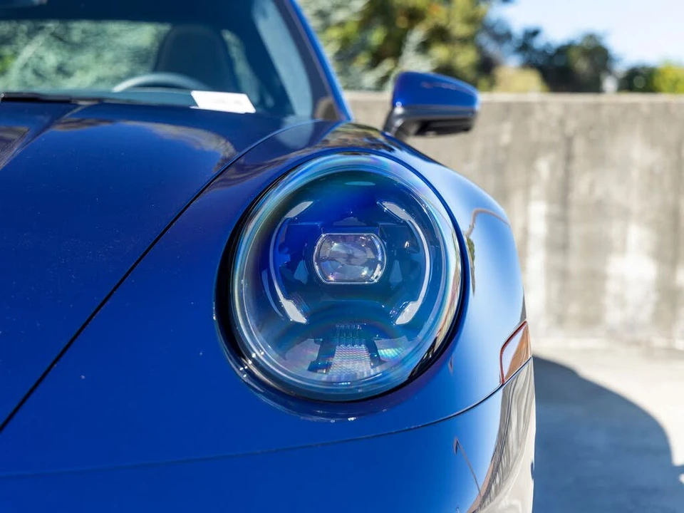 2026 Porsche 992 Carrera - Image 18 of 31