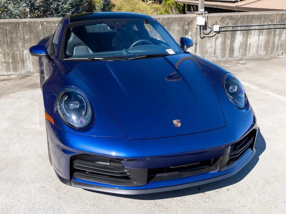 2026 Porsche 992 Carrera - Image 16 of 31