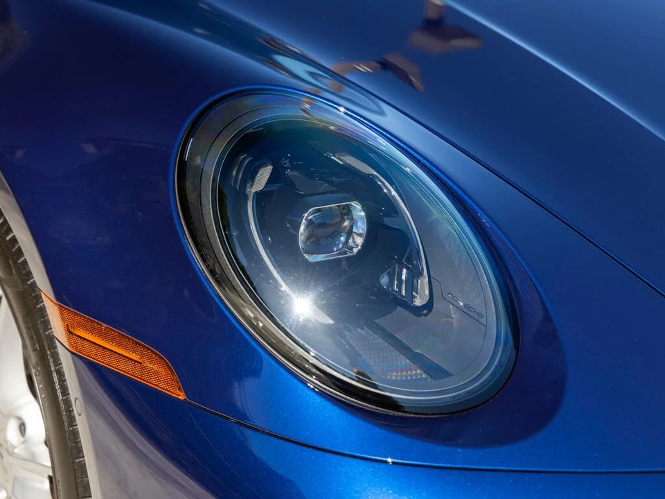 2026 Porsche 992 Carrera - Image 15 of 31
