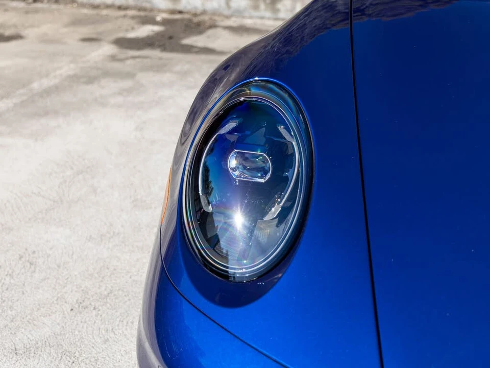 2026 Porsche 992 Carrera - Image 14 of 31
