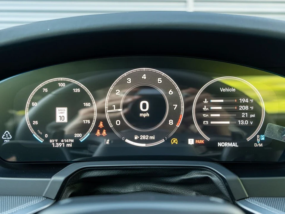 2026 Porsche 992 Carrera - Image 25 of 31