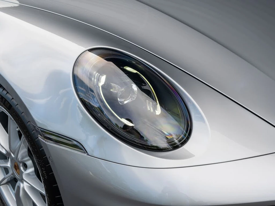 2026 Porsche 992 Carrera - Image 16 of 31