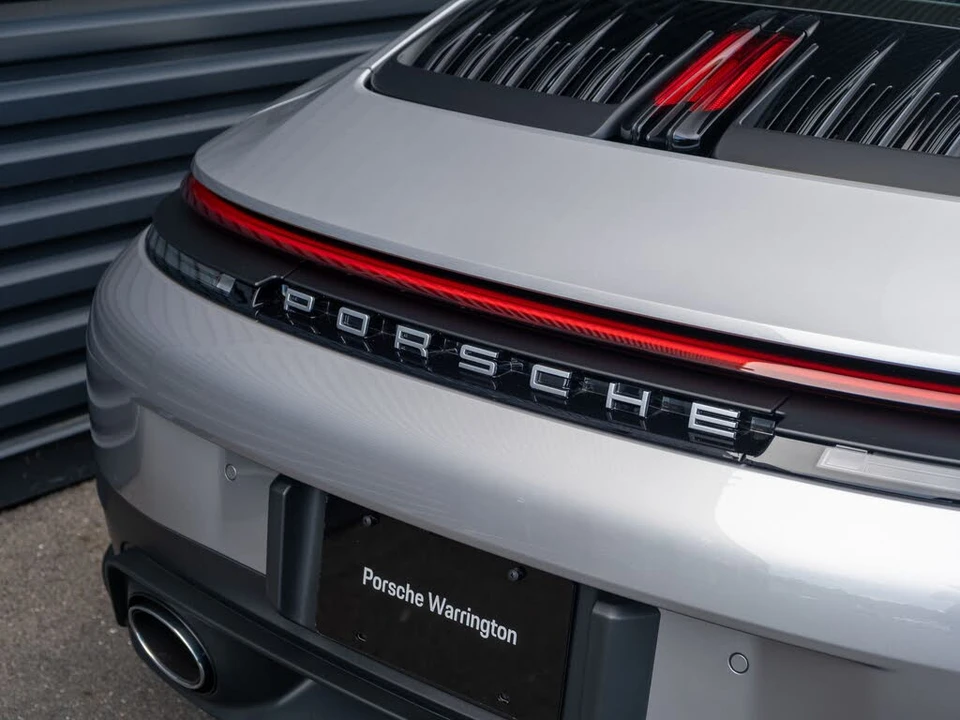 2026 Porsche 992 Carrera - Image 18 of 31