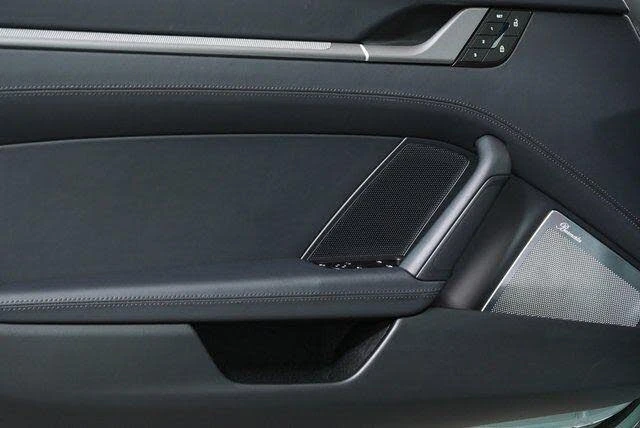 2026 Porsche 992 Carrera - Image 7 of 31