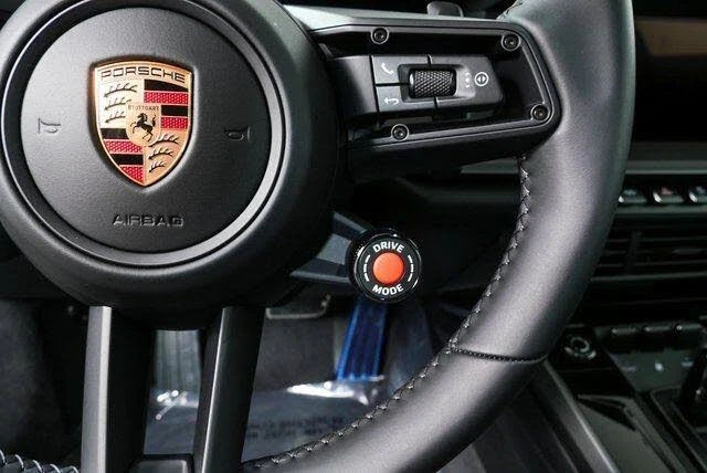 2026 Porsche 992 Carrera - Image 12 of 31