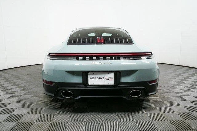 2026 Porsche 992 Carrera - Image 25 of 31