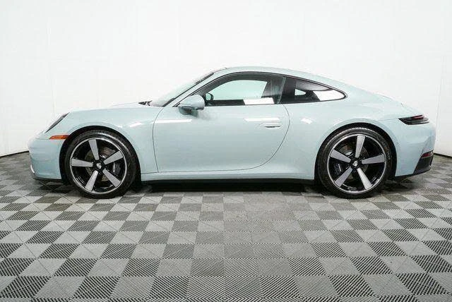2026 Porsche 992 Carrera - Image 27 of 31