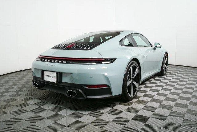 2026 Porsche 992 Carrera - Image 24 of 31