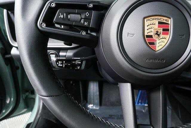 2026 Porsche 992 Carrera - Image 11 of 31