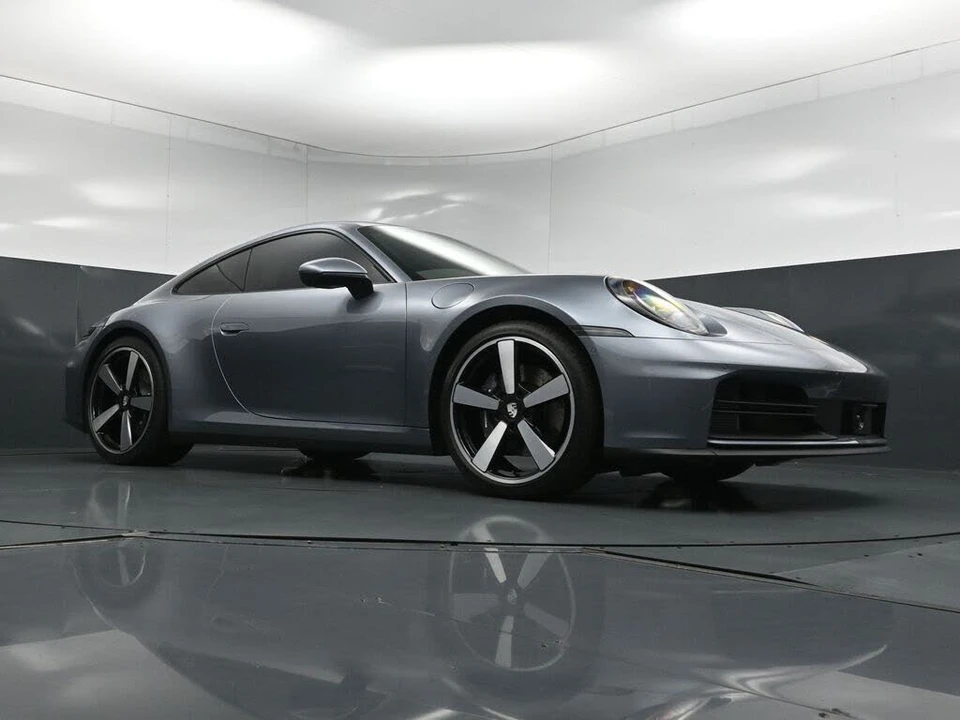 2026 Porsche 992 Carrera - Image 28 of 31