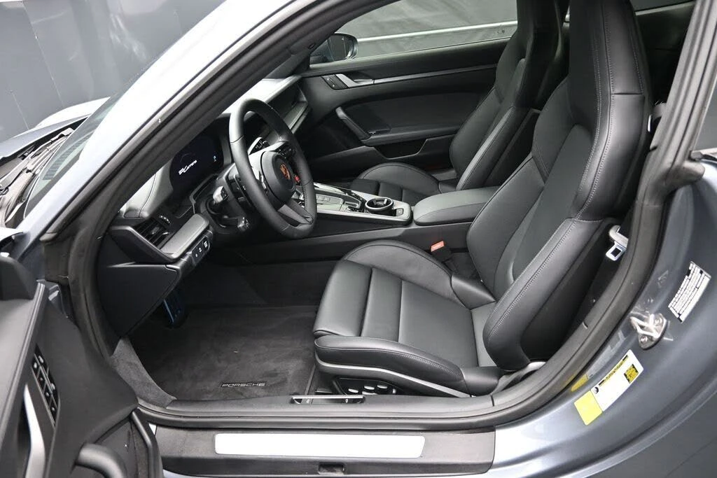 2026 Porsche 992 Carrera - Image 5 of 31