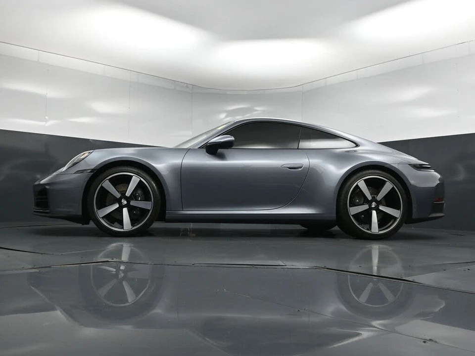 2026 Porsche 992 Carrera - Image 23 of 31