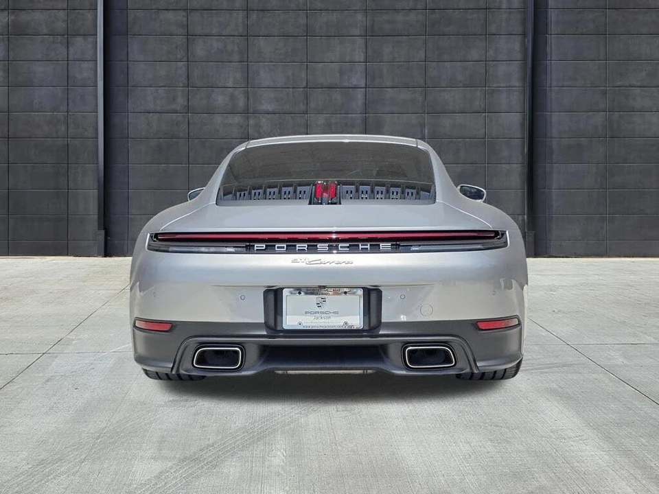 2026 Porsche 992 Carrera - Image 10 of 31