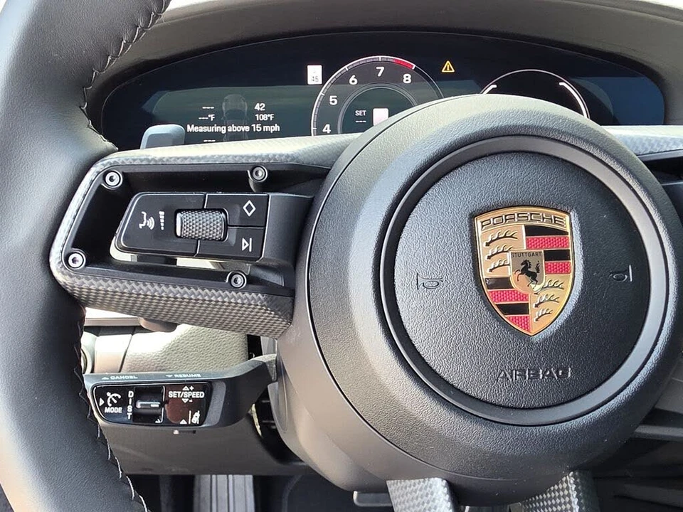 2026 Porsche 992 Carrera - Image 26 of 31